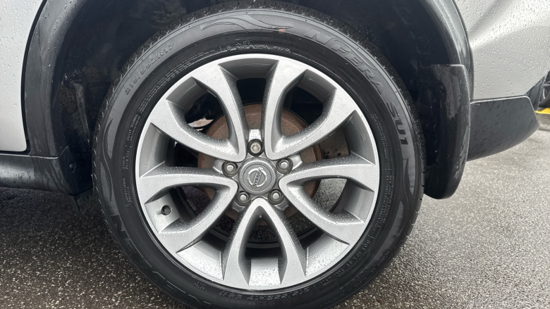 Nissan Juke 1.2 DiG-T Tekna 5dr Petrol Hatchback